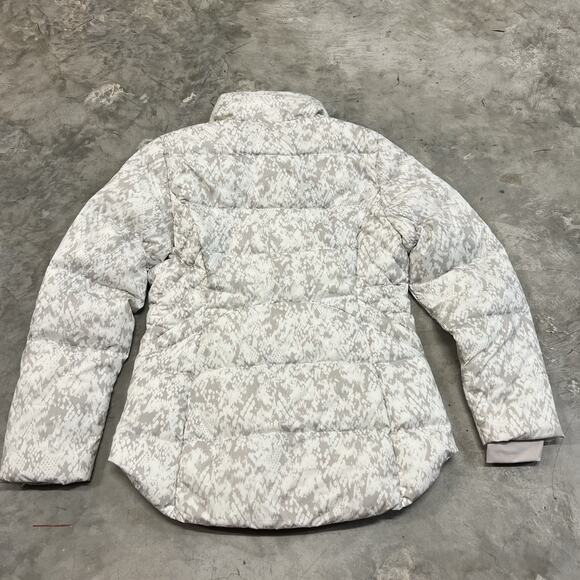 ATHLETA Downtown Printed Jacket in Python Seasalt Size Medium - Picture 5 of 7